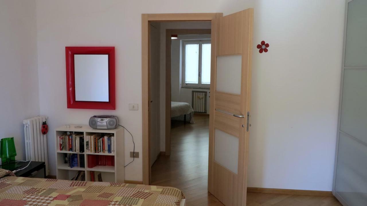 Spacious Panoramic Apartment - Half Way Center-Vomero District Naples Exterior photo